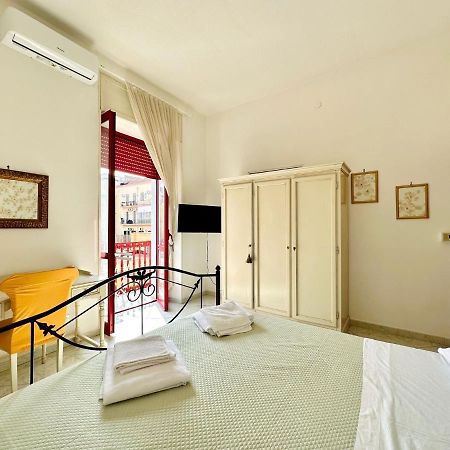 Family Relax Caracciolo Bed & Breakfast Naples Luaran gambar