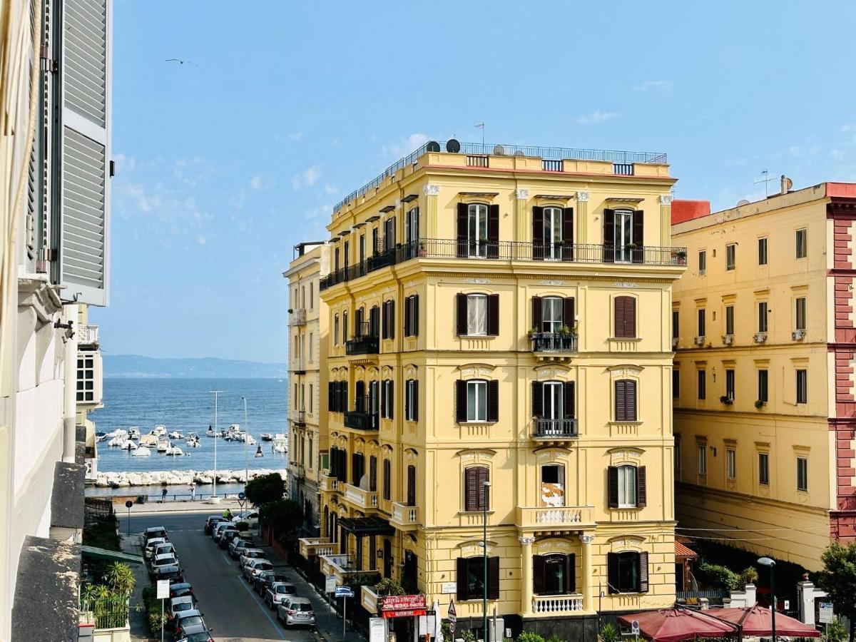 Family Relax Caracciolo Bed & Breakfast Naples Luaran gambar