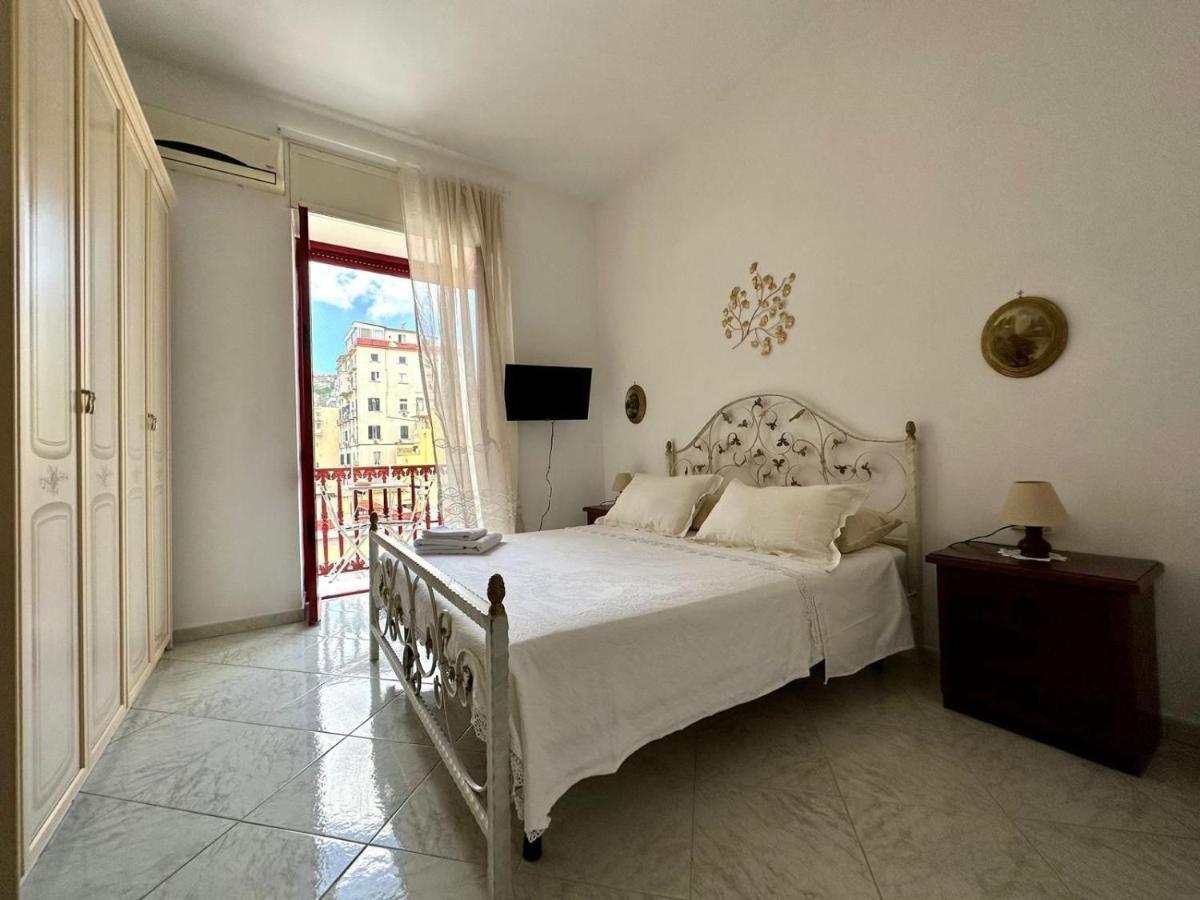 Family Relax Caracciolo Bed & Breakfast Naples Luaran gambar